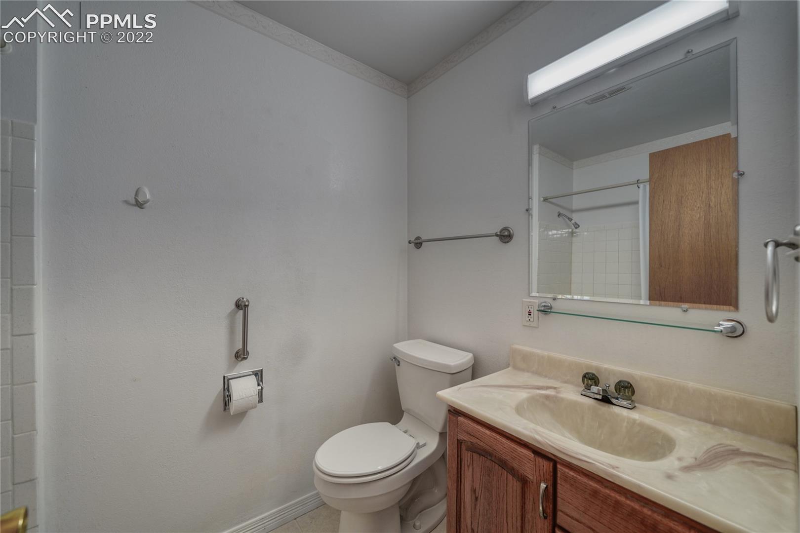1208 North Chelton Road Colorado Springs, CO 80909 - Photo 14 of 20 Gallery Image 14
