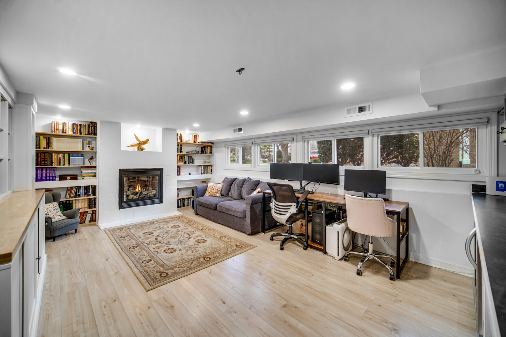 300 Voltz Road Northbrook, IL 60062 - Photo 17 of 23