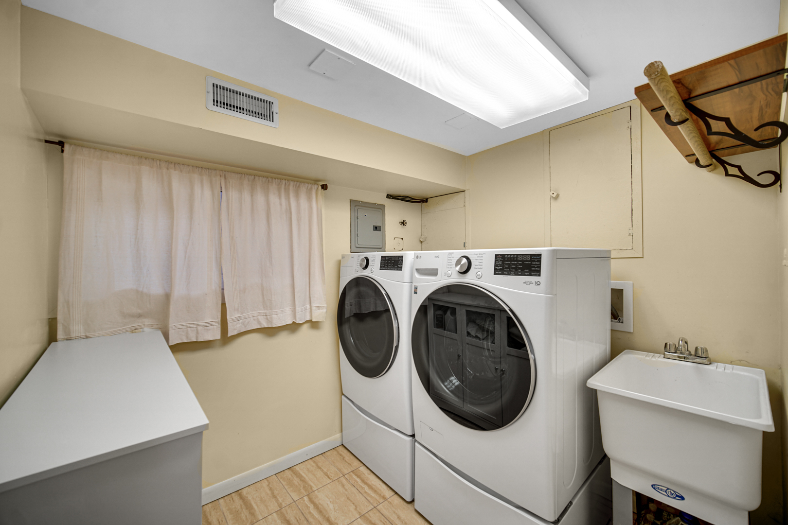 300 Voltz Road Northbrook, IL 60062 - Photo 19 of 23