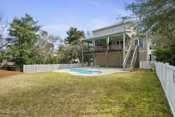 $1,369,000 | 127 Sea Dunes Drive, Emerald Isle, NC 28594