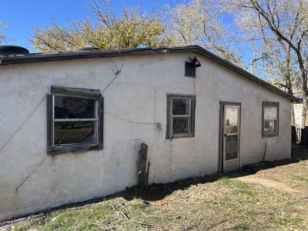 $35,999 | 1309 South Canyon Avenue, Lamesa, TX 79331