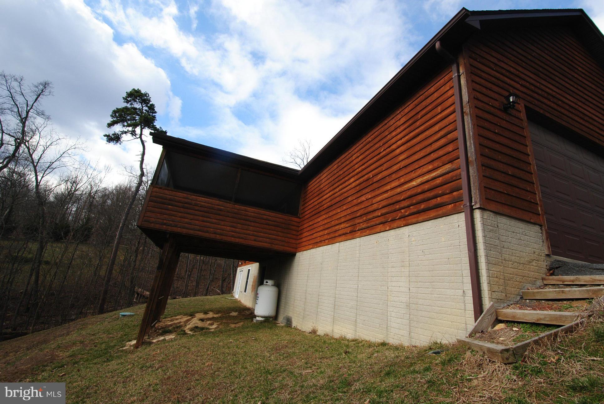 383 Old Oregon Road Front Royal, VA 22630 - Photo 28 of 29 Exterior (Rear)