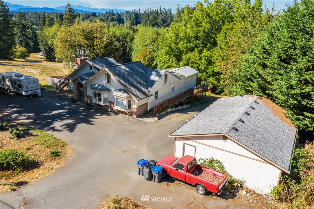 2653 Southeast Mullenix Road Port Orchard, WA 98367 - Photo 3 of 7 Gallery Image 3