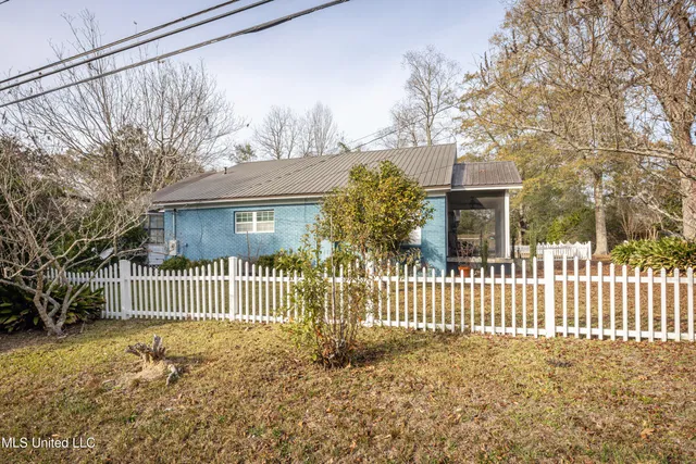 $268,900 | 206 Fifth Street North, Unit N, Wiggins, MS 39577