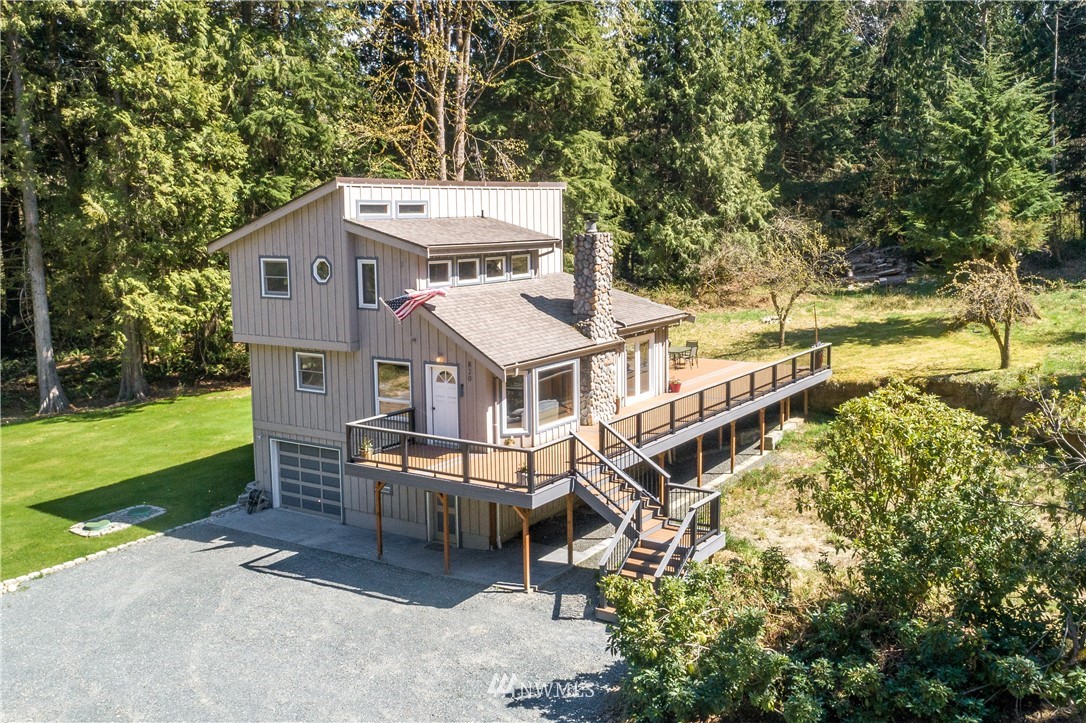 820 Iowa Heights Road Sedro-Woolley, WA 98284 - Photo 1 of 36 Gallery Image 1