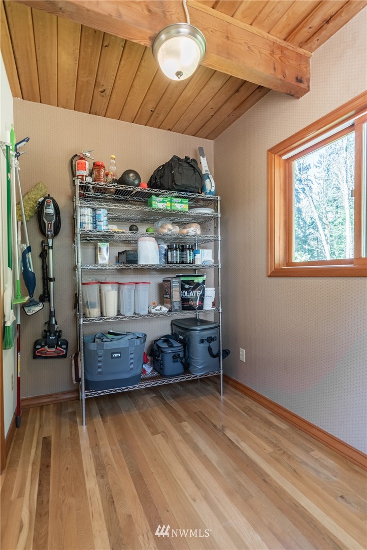 820 Iowa Heights Road Sedro-Woolley, WA 98284 - Photo 11 of 36 Gallery Image 11