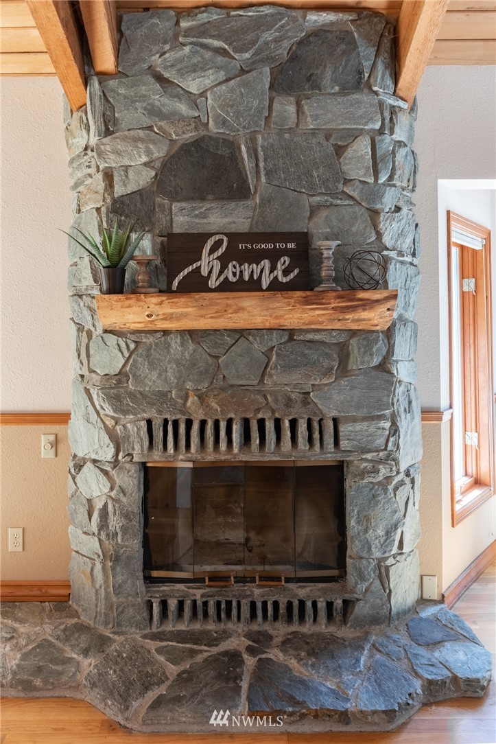 820 Iowa Heights Road Sedro-Woolley, WA 98284 - Photo 7 of 36 Gallery Image 7