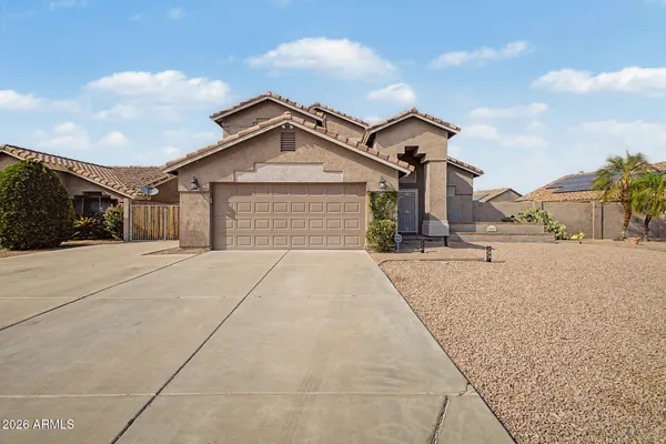 $529,900 | 10818 West Sands Drive, Sun City, AZ 85373