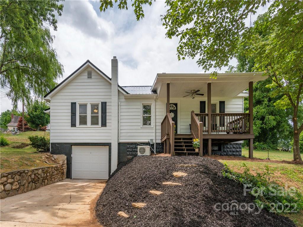 340 Spring Street Canton, NC 28716 - Photo 1 of 20 Gallery Image 1