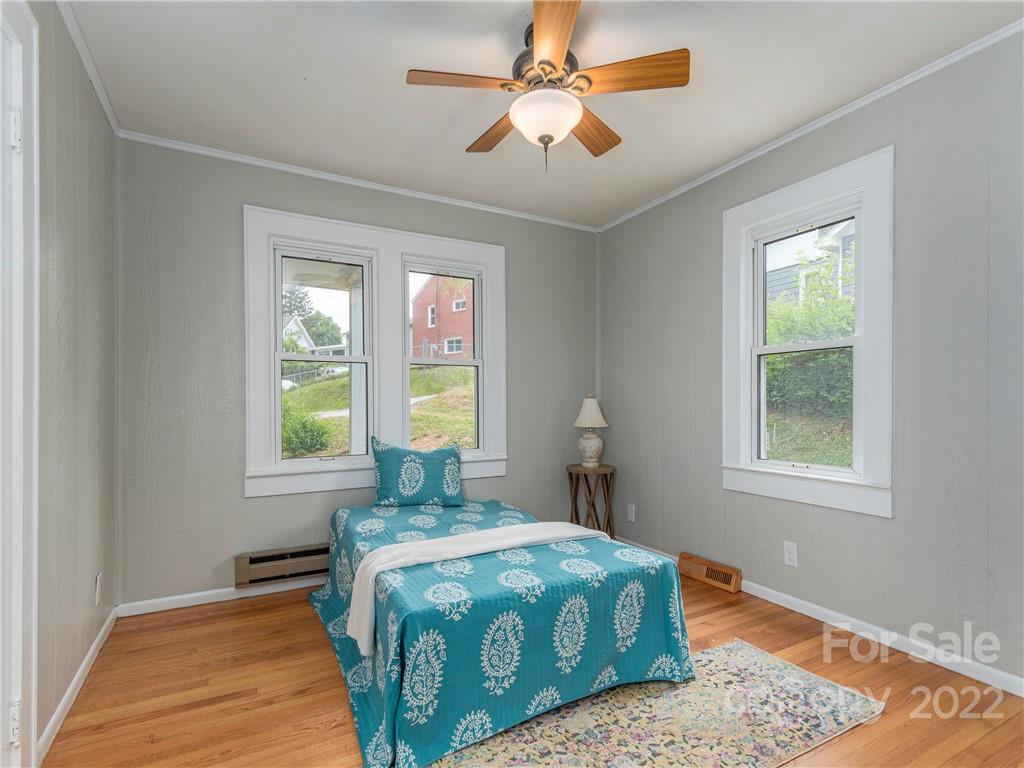 340 Spring Street Canton, NC 28716 - Photo 11 of 20 Gallery Image 11