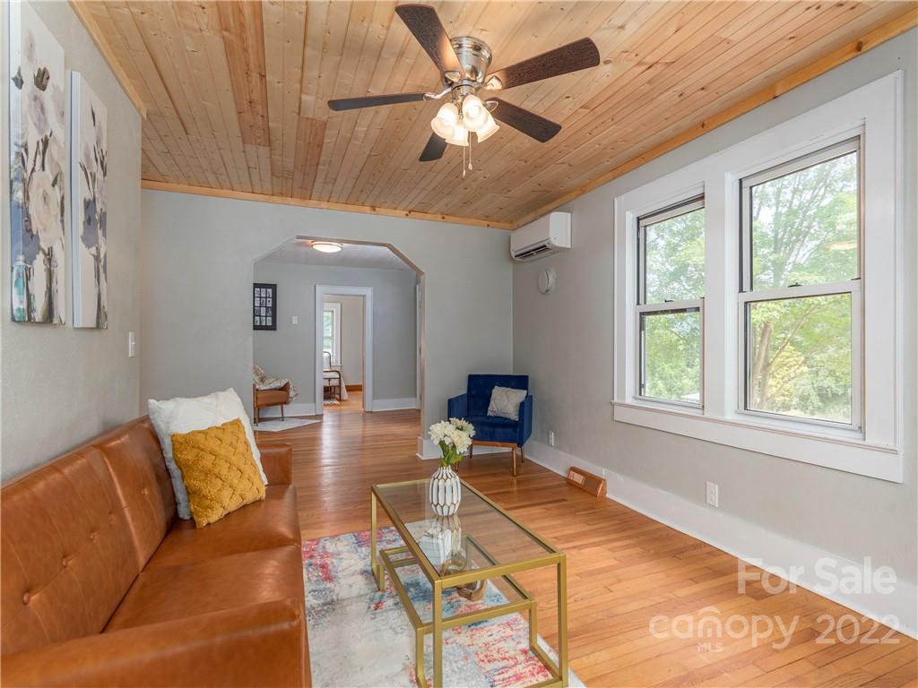 340 Spring Street Canton, NC 28716 - Photo 2 of 20 Gallery Image 2