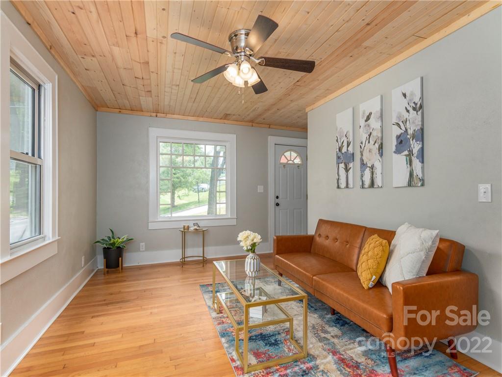 340 Spring Street Canton, NC 28716 - Photo 3 of 20 Gallery Image 3