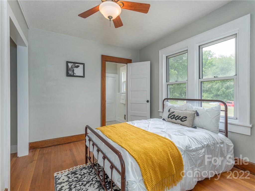 340 Spring Street Canton, NC 28716 - Photo 8 of 20 Gallery Image 8
