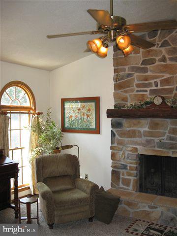 30 Blue Ribbon Drive Elizabethtown, PA 17022 - Photo 2 of 12 Gallery Image 2