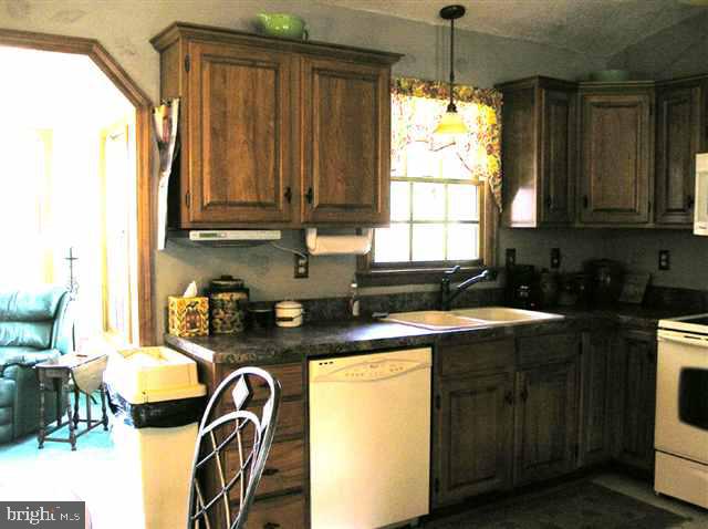 30 Blue Ribbon Drive Elizabethtown, PA 17022 - Photo 5 of 12 Gallery Image 5