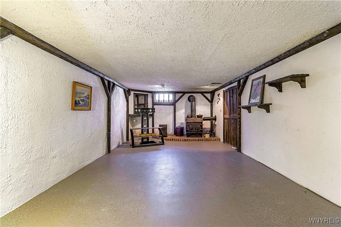 6872 Townline Road Wheatfield, NY 14120 - Photo 28 of 36