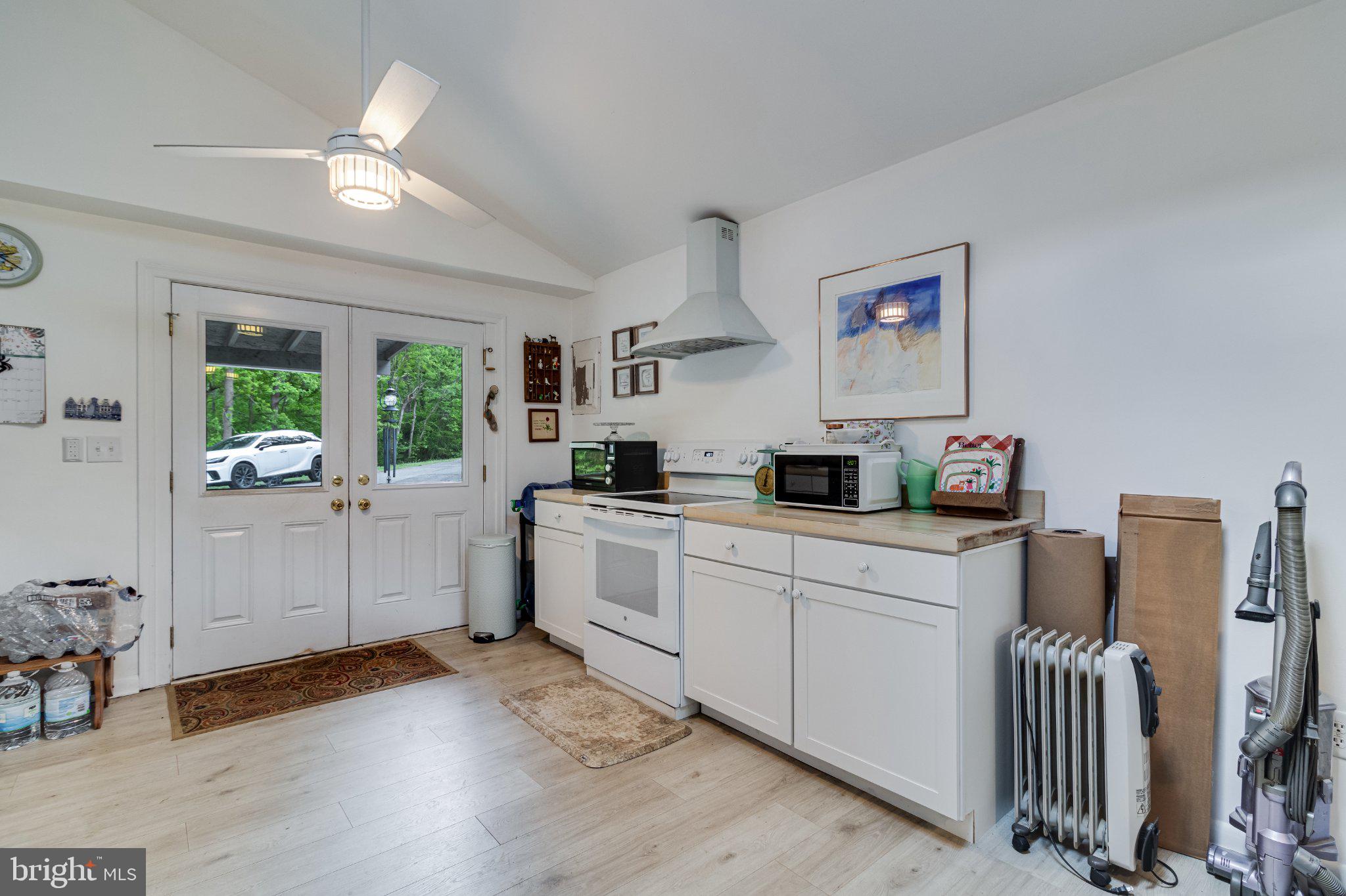 43671 Sunny Ridge Lane Hollywood, MD 20636 - Photo 35 of 45 Bright and inviting kitchen space.