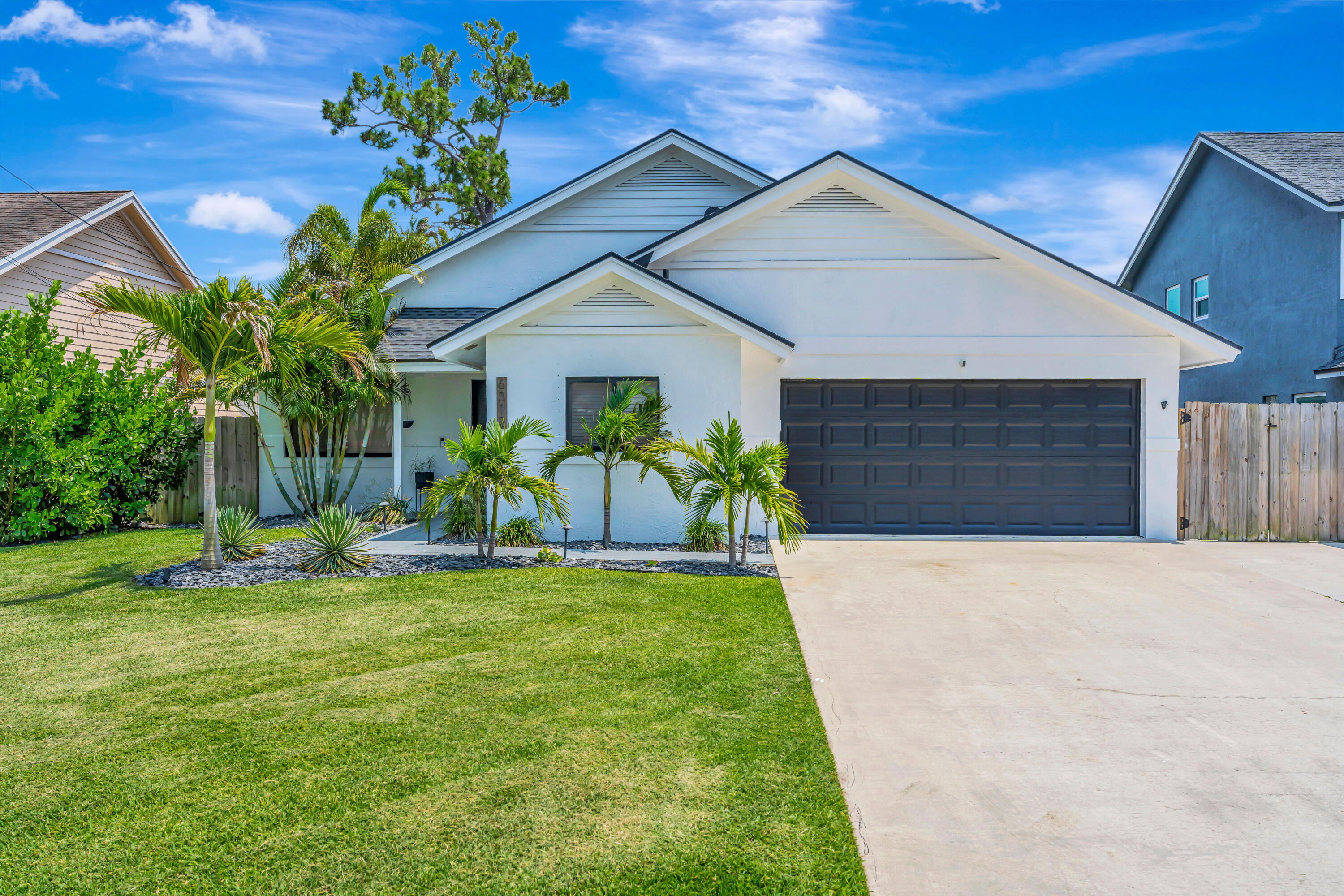 6312 Michael Street Jupiter, FL 33458 - Photo 2 of 66 _MLP0461