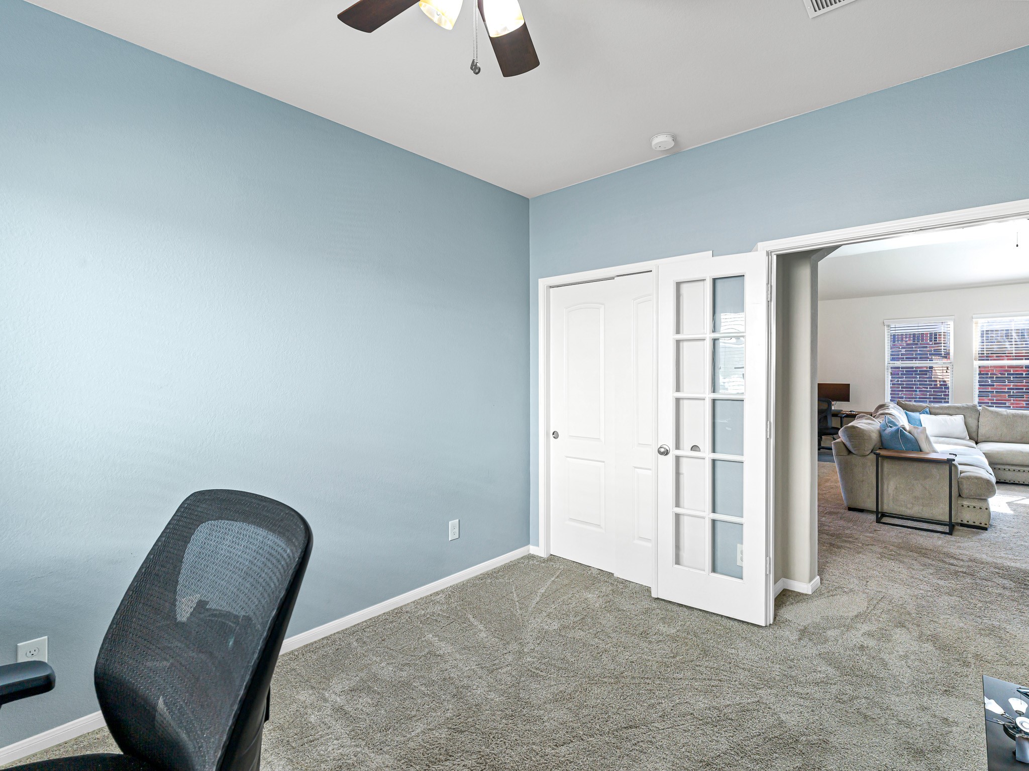 5622 Maxon Court Rosenberg, TX 77471 - Photo 8 of 23 This flex space features elegant french doors AND a closet, making this an easy transition into a functional 4th bedroom, private guest suite, media room or gameroom!