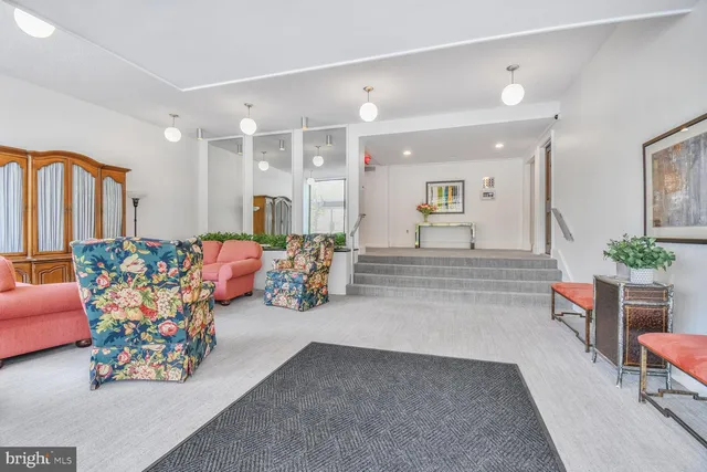 $350,000 | 2100 Washington Avenue, Unit 4C, Silver Spring, MD 20910