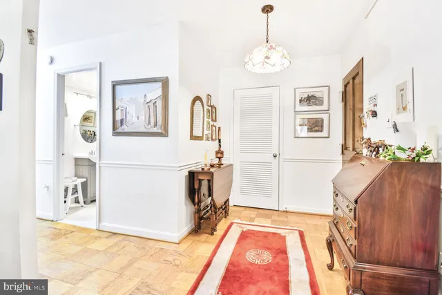 $350,000 | 2100 Washington Avenue, Unit 4C, Silver Spring, MD 20910