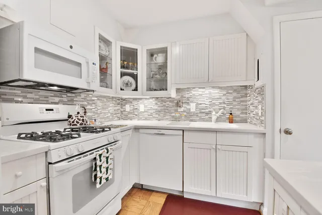 $350,000 | 2100 Washington Avenue, Unit 4C, Silver Spring, MD 20910