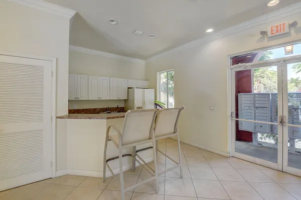 $3,900 | 525 Bayfront Drive, Boynton Beach, FL 33435