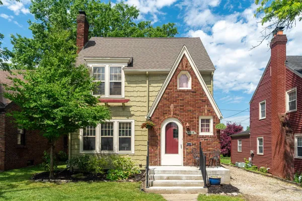 $269,900 | 4718 Arlington Avenue, Fort Wayne, IN 46807