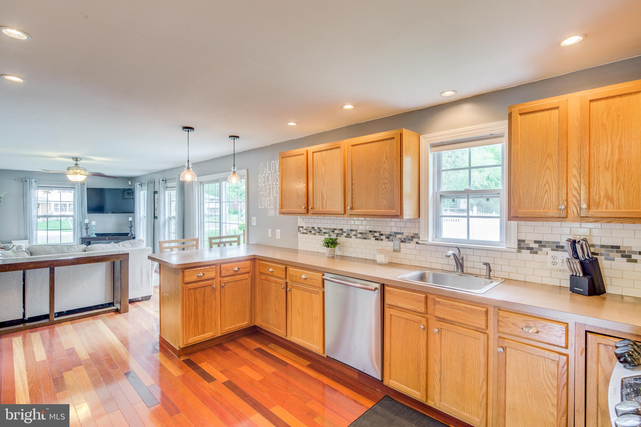 2 Holly Road Stratford, NJ 08084 - Photo 4 of 24