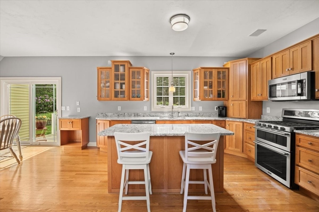 118 Bay Road Norton, MA 02766 - Photo 6 of 42