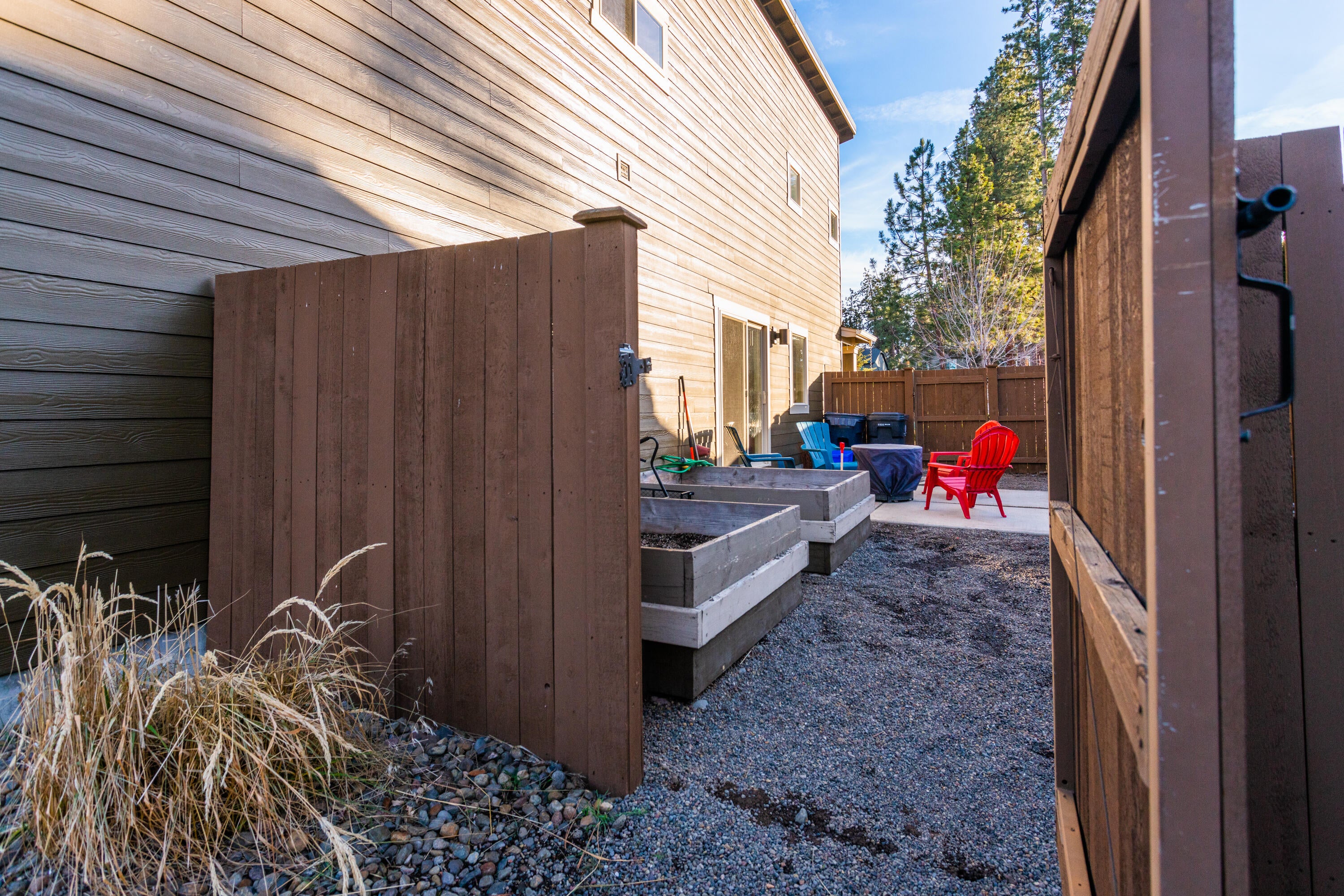 20278 Badger Road Bend, OR 97702 - Photo 16 of 22 2027 SE Badger Rd 17 of 23