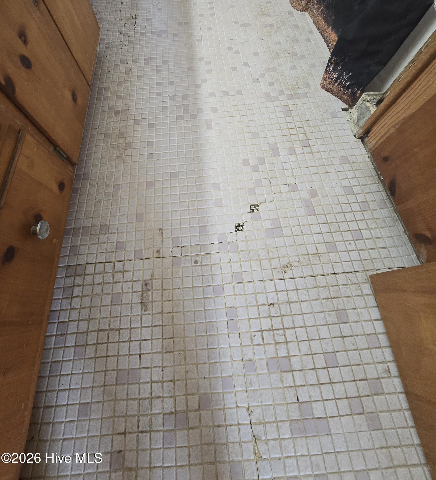 1587 Salem Church Road Elizabeth City, NC 27909 - Photo 11 of 14 Be careful- moving floors