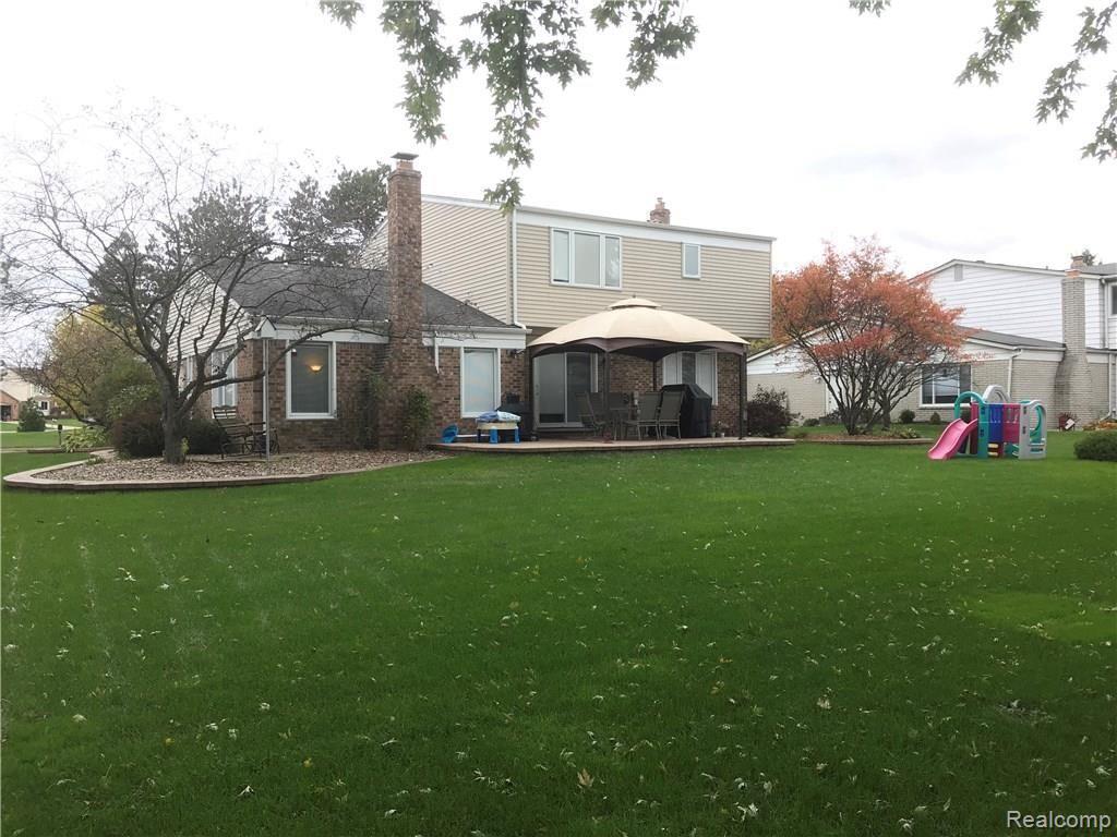 875 Hampton Circle Rochester Hills, MI 48307 - Photo 43 of 47