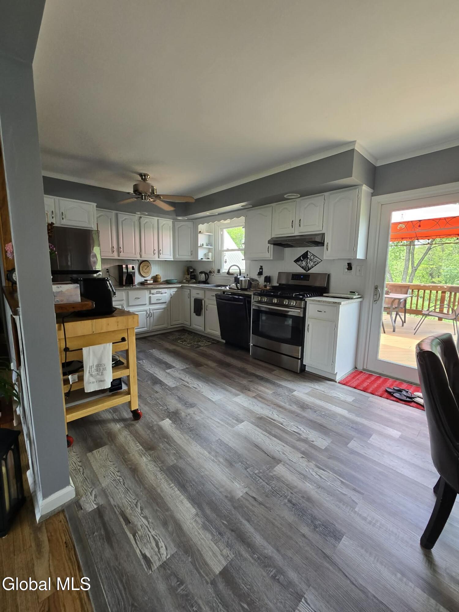 1305 Maple Hill Road Schodack, NY 12033 - Photo 4 of 50 kitchen