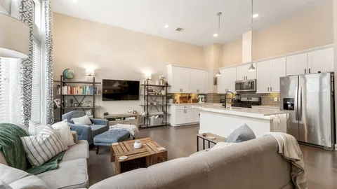 $349,000 | 404 Drennan Street, Houston, TX 77003