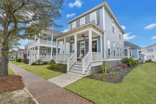 $749,000 | 223 Great Heron Court, Bluffton, SC 29909