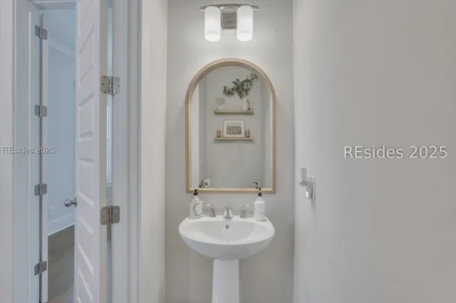 $749,000 | 223 Great Heron Court, Bluffton, SC 29909