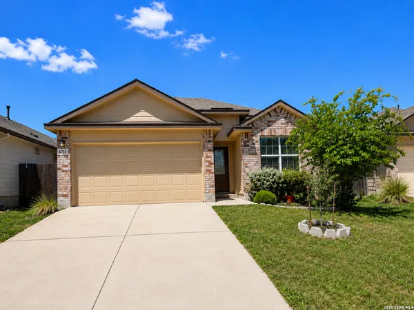 $1,750 | 6711 Hoffman Plain, San Antonio, TX 78252