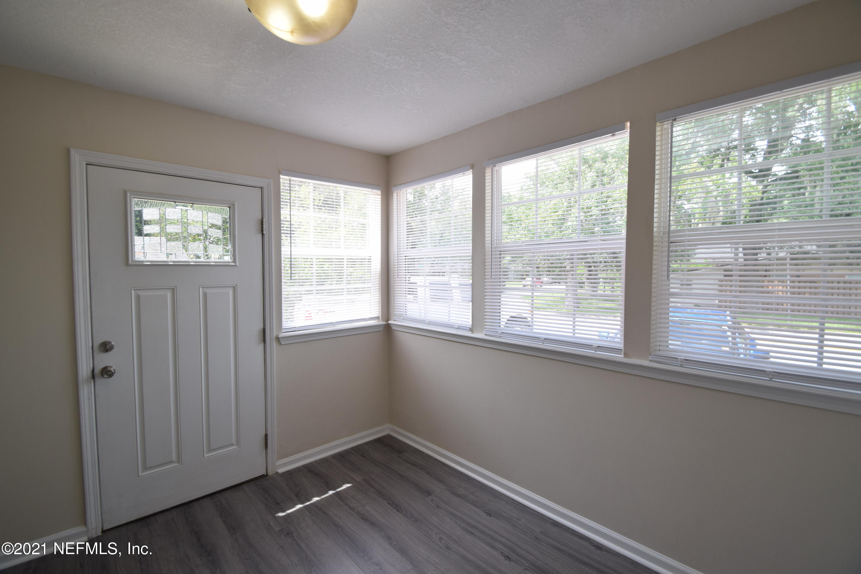 1926 Lorimier Road Jacksonville, FL 32207 - Photo 9 of 12 DSC_0628