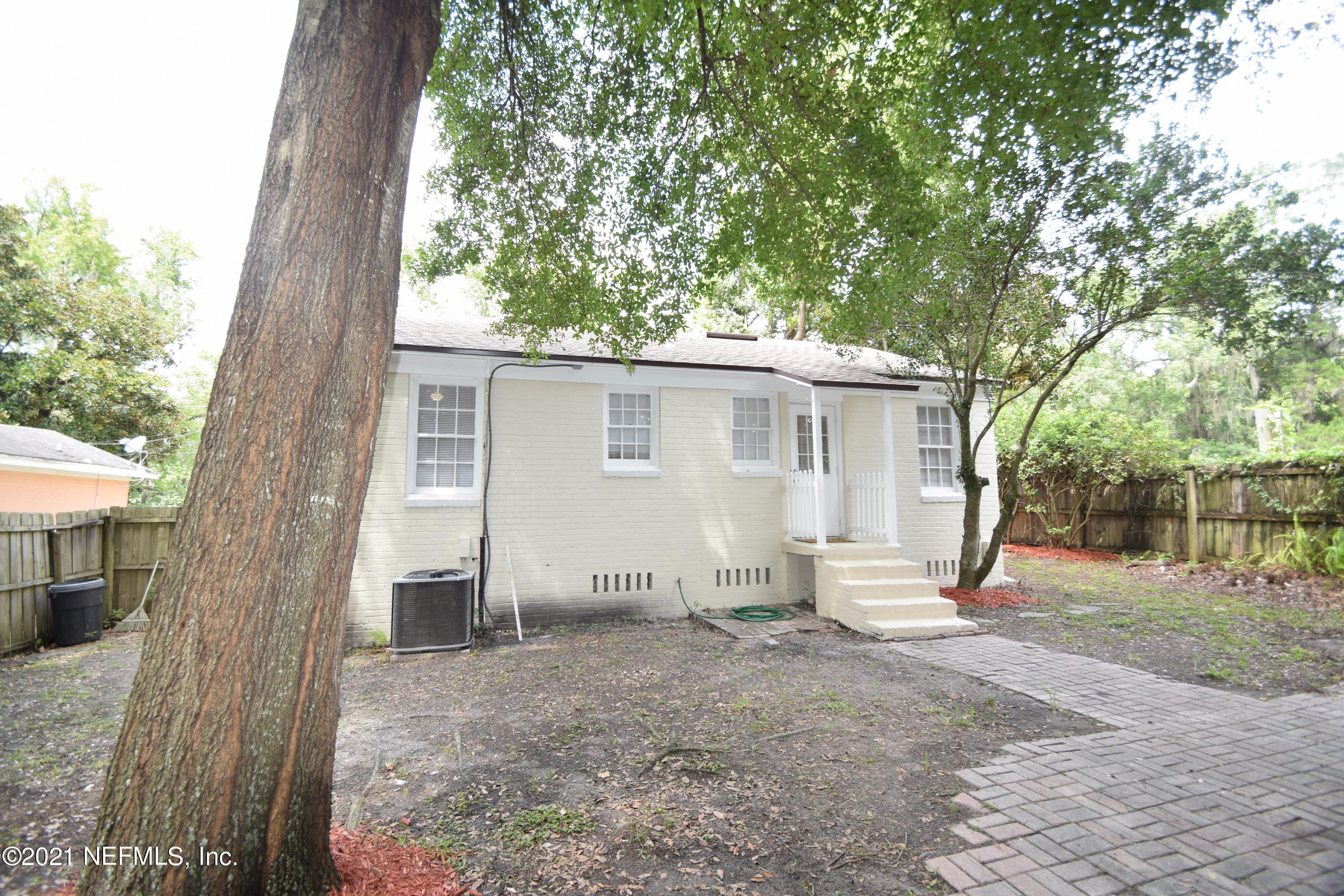 1926 Lorimier Road Jacksonville, FL 32207 - Photo 10 of 12 DSC_0633