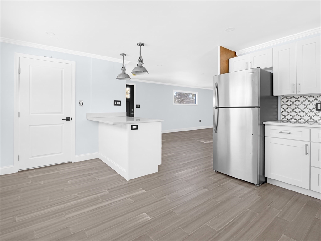 41 Flora Road Attleboro, MA 02703 - Photo 13 of 33