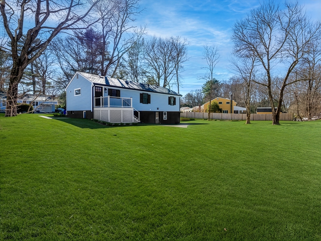 41 Flora Road Attleboro, MA 02703 - Photo 2 of 33