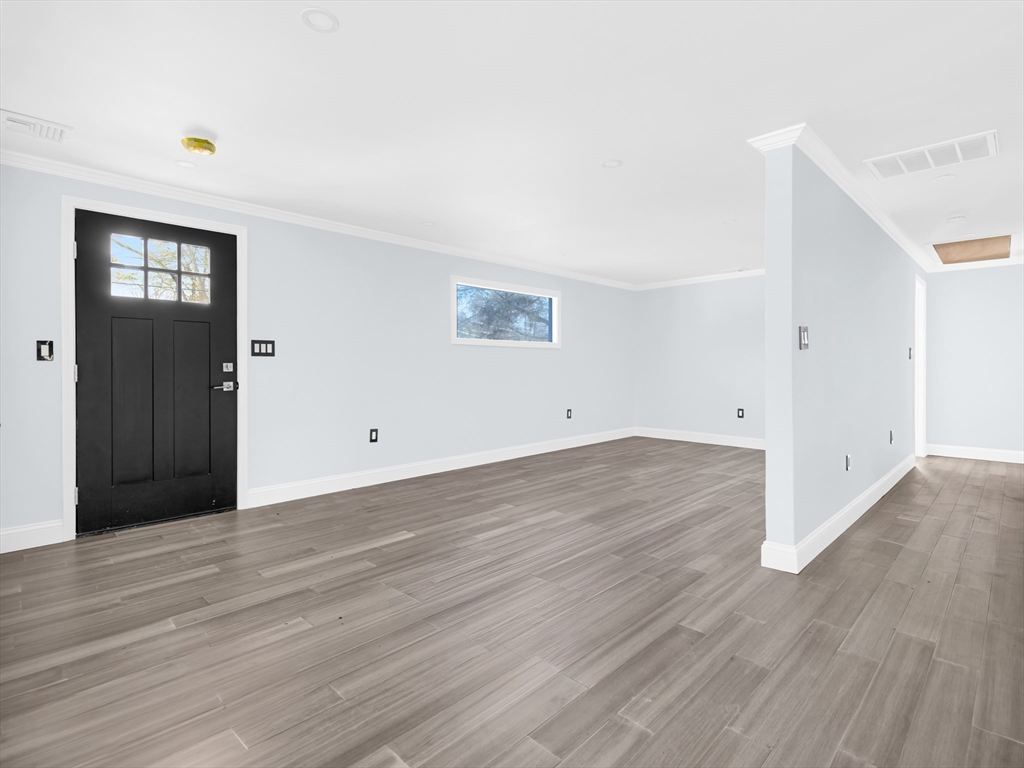 41 Flora Road Attleboro, MA 02703 - Photo 5 of 33