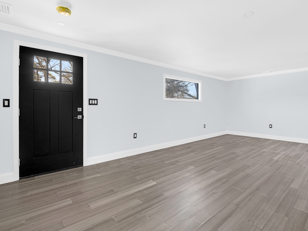 41 Flora Road Attleboro, MA 02703 - Photo 6 of 33