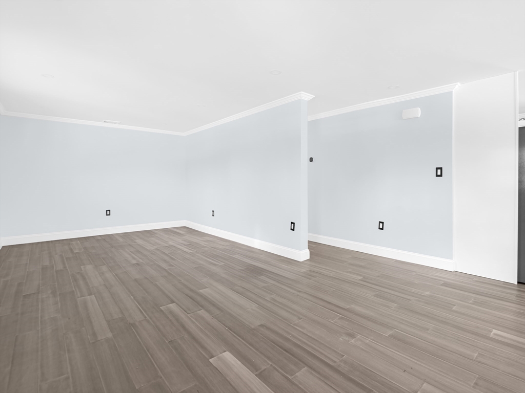 41 Flora Road Attleboro, MA 02703 - Photo 7 of 33