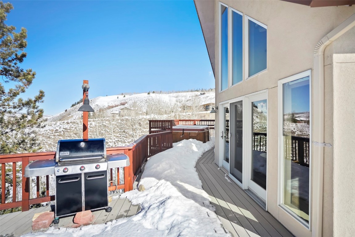 468 South Hillside Drive Silverthorne, CO 80498 - Photo 11 of 34 a view of a city from a balcony