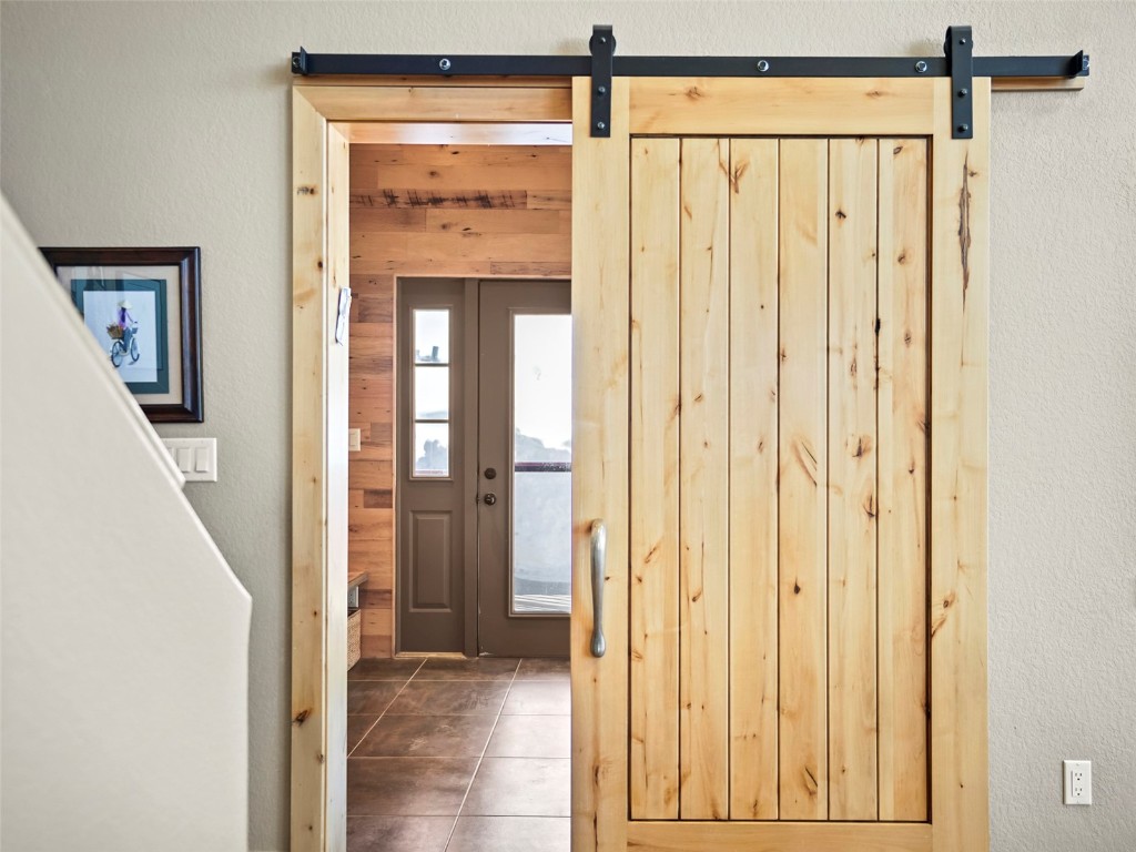 468 South Hillside Drive Silverthorne, CO 80498 - Photo 27 of 34 a view of a front door