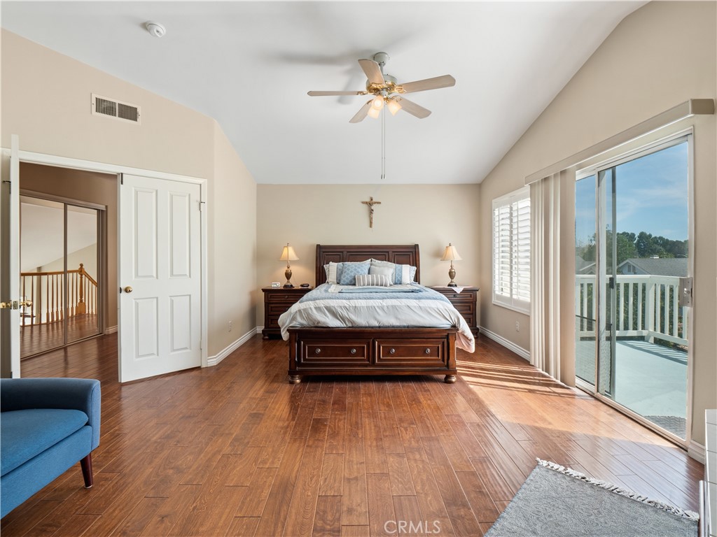 28428 Oak Valley Road Castaic, CA 91384 - Photo 13 of 39