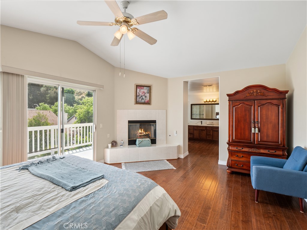 28428 Oak Valley Road Castaic, CA 91384 - Photo 14 of 39