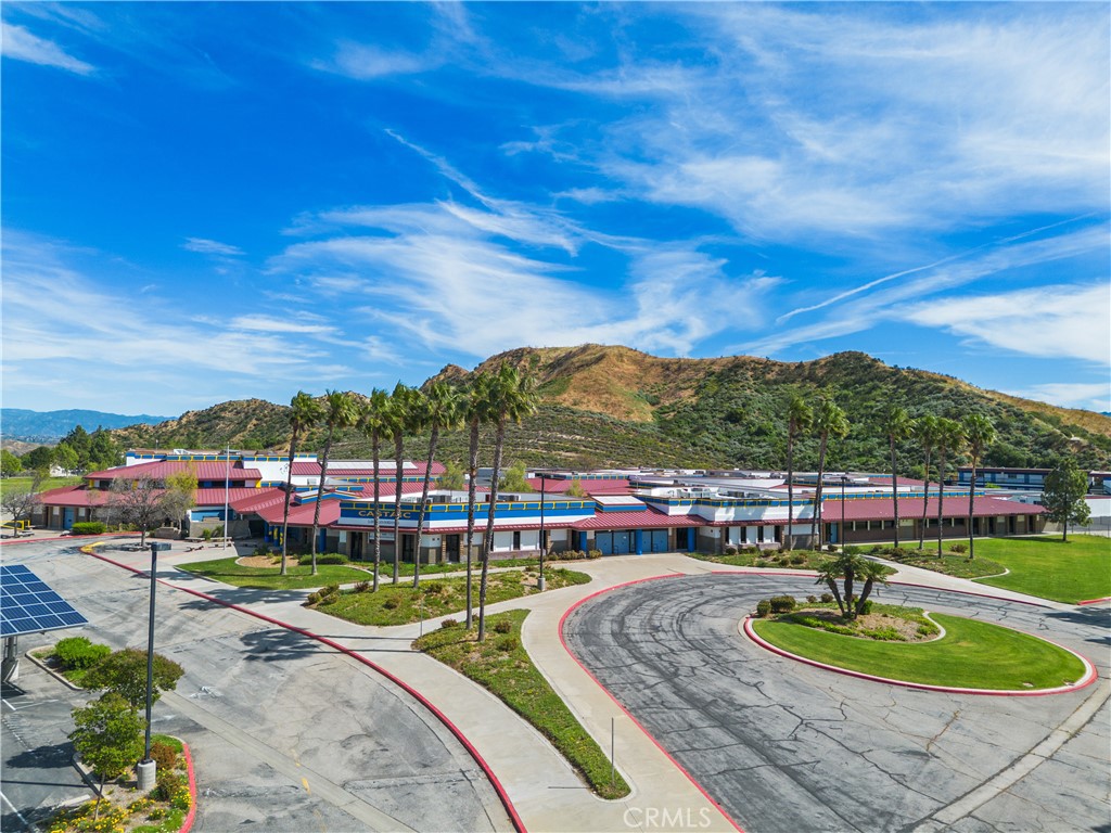 28428 Oak Valley Road Castaic, CA 91384 - Photo 30 of 39